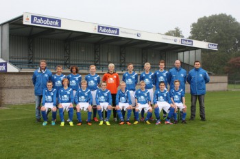 C2 teamfoto 2013 14 800x533